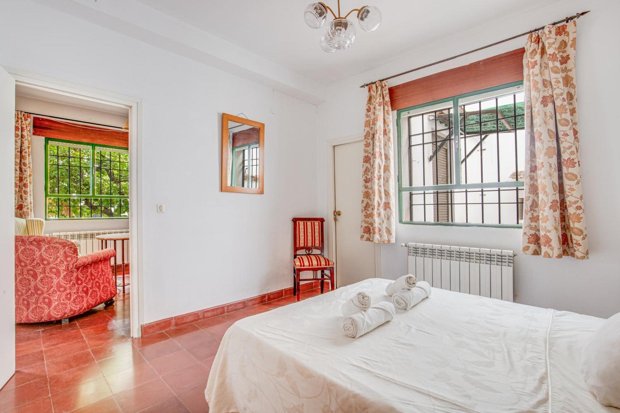 -Iponubahomes- Centrica Casa Con Jardin Y Chimenea บาเอนา ภายนอก รูปภาพ